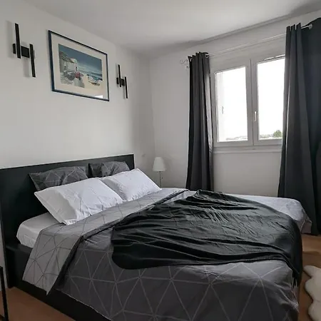 Apartment Le Grand A 20 Min De Paris En Rer A